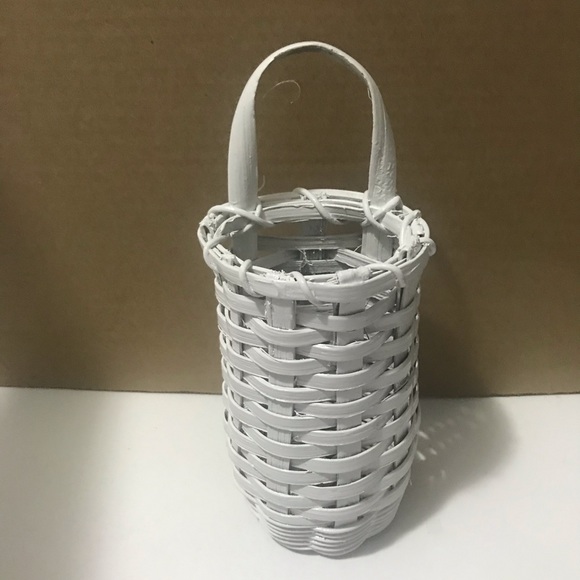 Vintage Wicker Hanging Basket - Picture 2 of 4